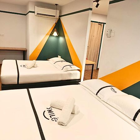 Smile Hotel C180 Cheras Selatan Balakong Kajang Bagian luar foto