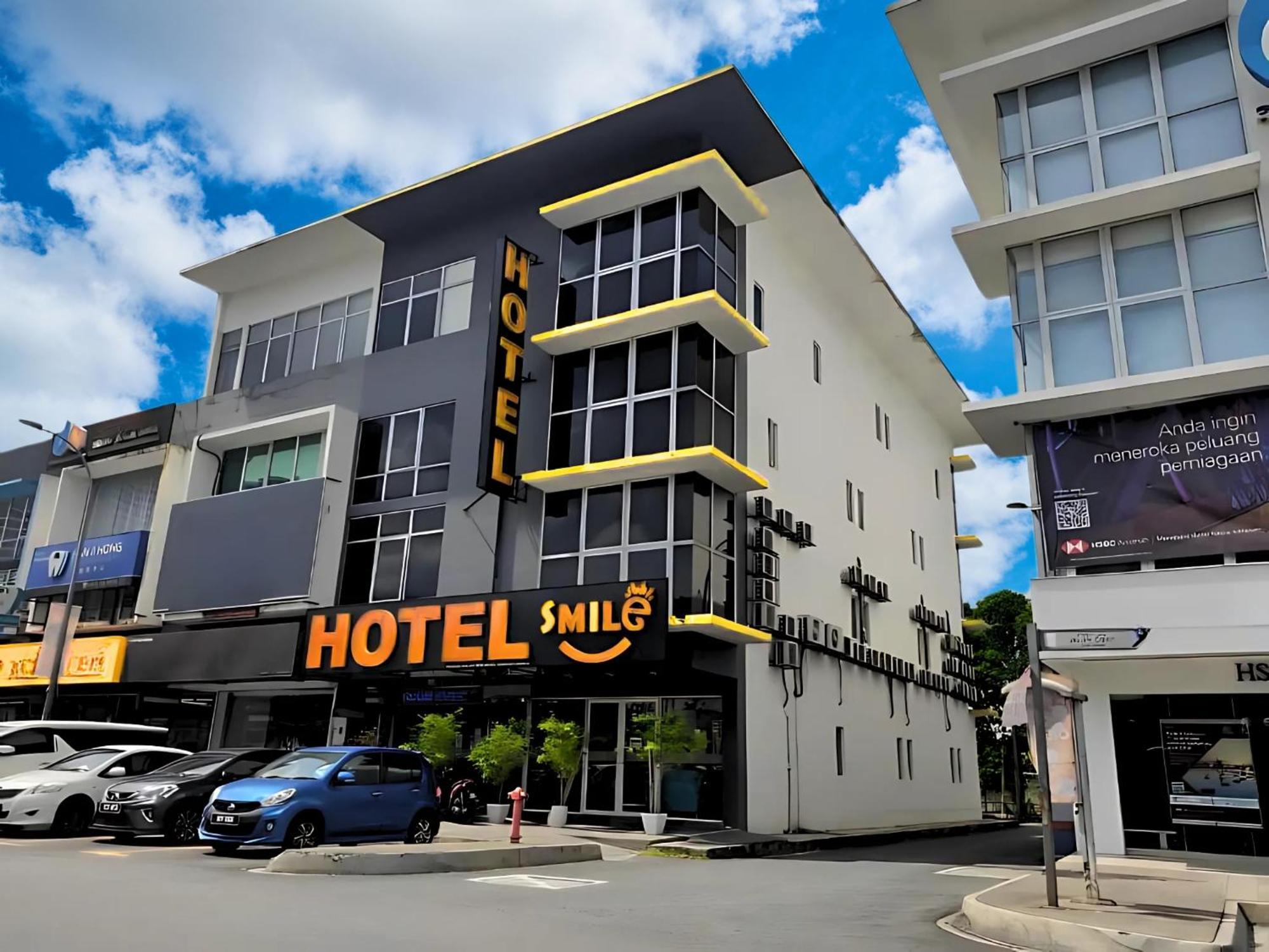 Smile Hotel C180 Cheras Selatan Balakong Kajang Bagian luar foto